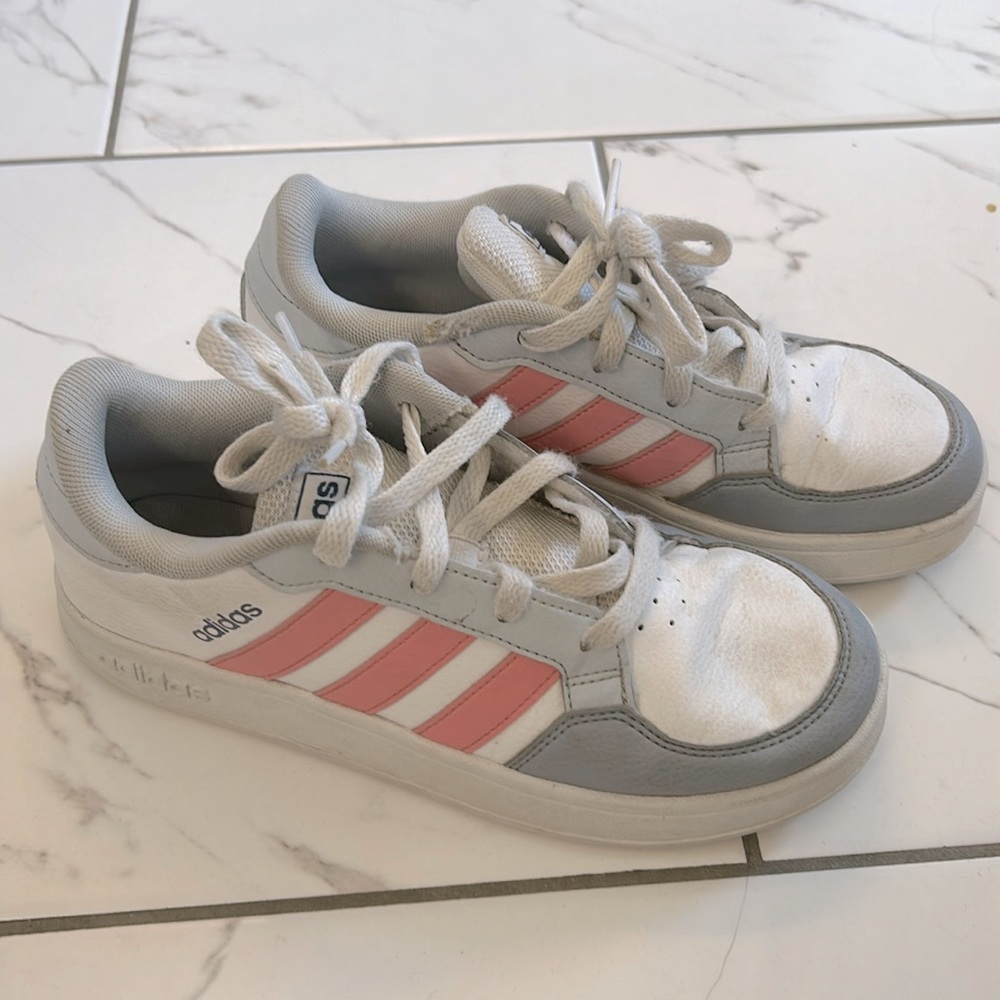Girls Adidas sneakers size 3